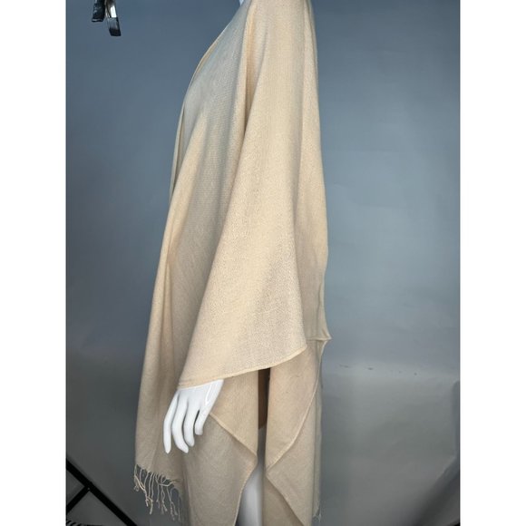 Bijoux Terner Pashima Wrap with Fringe OS Beige Polyester - has Blemish - Picture 10 of 16